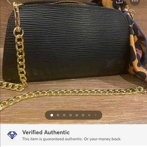 Authentic lv Crossbody ❌SOLD❌
